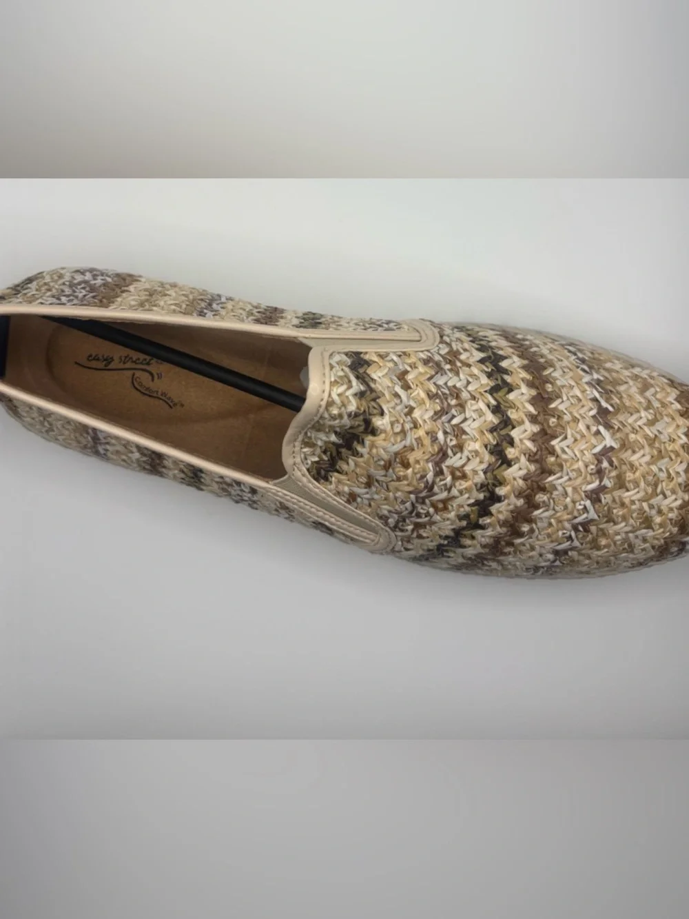 NWB Easy Street Fresh Women's Ultra Flexible Comfort Slip-On Shoes Size 11